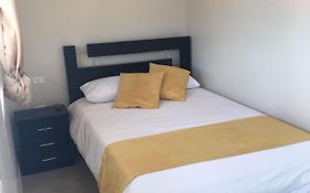 Tababela Airport B&B